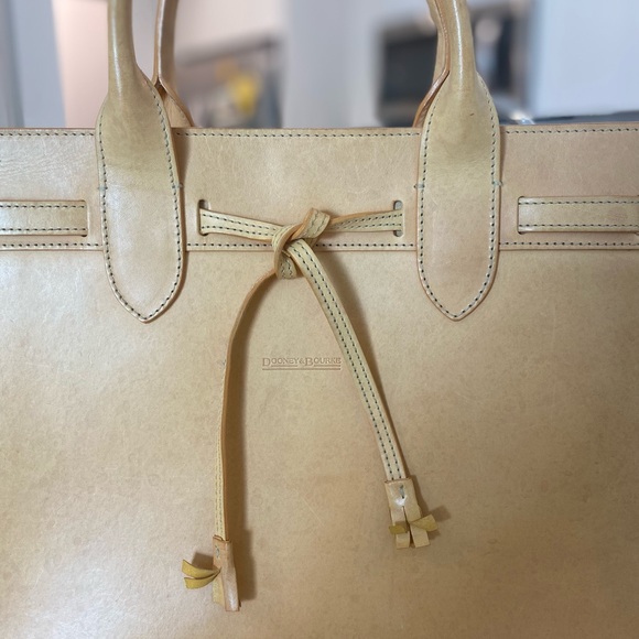 VINTAGE Dooney and Burke Tote - Made in Italy - Picture 2 of 7